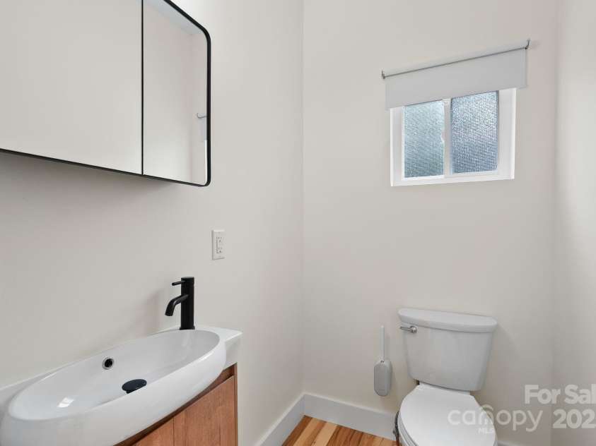 14 Blalock Avenue, Asheville, NC 28803.  MLS# CAR4288201, YatesRealty ID 32561. 