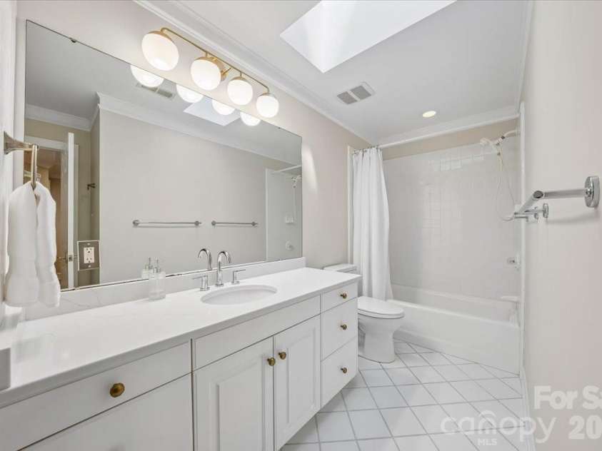 17229 Green Dolphin Lane, Cornelius, NC 28031.  MLS# CAR4396163, YatesRealty ID 32562. 