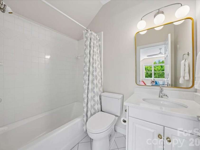 17229 Green Dolphin Lane, Cornelius, NC 28031.  MLS# CAR4396163, YatesRealty ID 32562. 