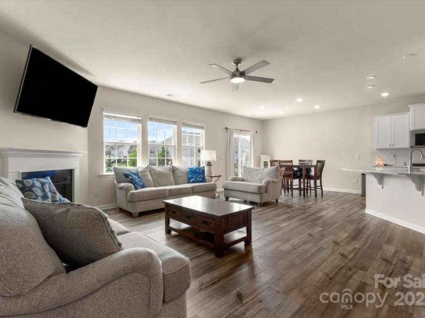 5542 Soft Shell Drive, Lancaster, SC 29720.  MLS# CAR4283498, YatesRealty ID 32562. 