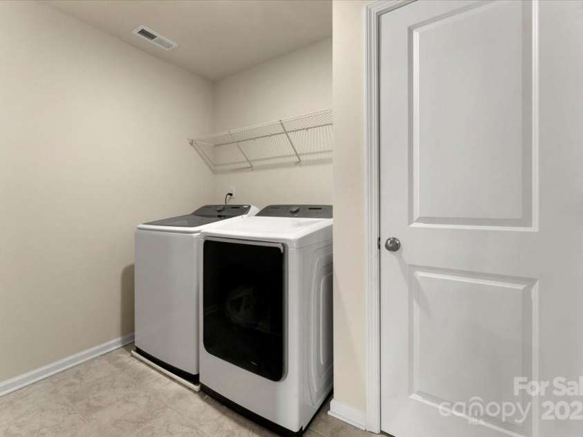 5542 Soft Shell Drive, Lancaster, SC 29720.  MLS# CAR4283498, YatesRealty ID 32562. 