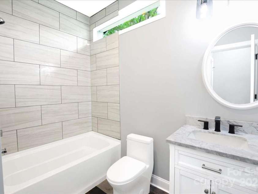 609 Maple Street, Chester, SC 29706.  MLS# CAR4280146, YatesRealty ID 32563. 