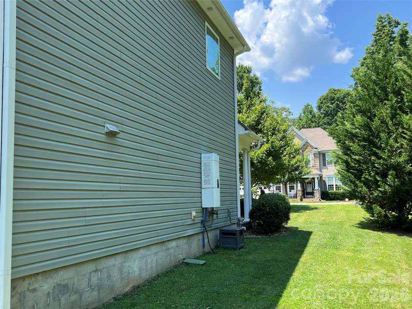1106 Brookdale Lane, Stanley, NC 28164.  MLS# CAR4388059, YatesRealty ID 32564. 