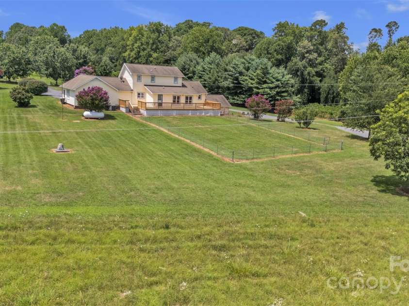 1144 Old Mountain Road, Statesville, NC 28677.  MLS# CAR4284201, YatesRealty ID 32564. 