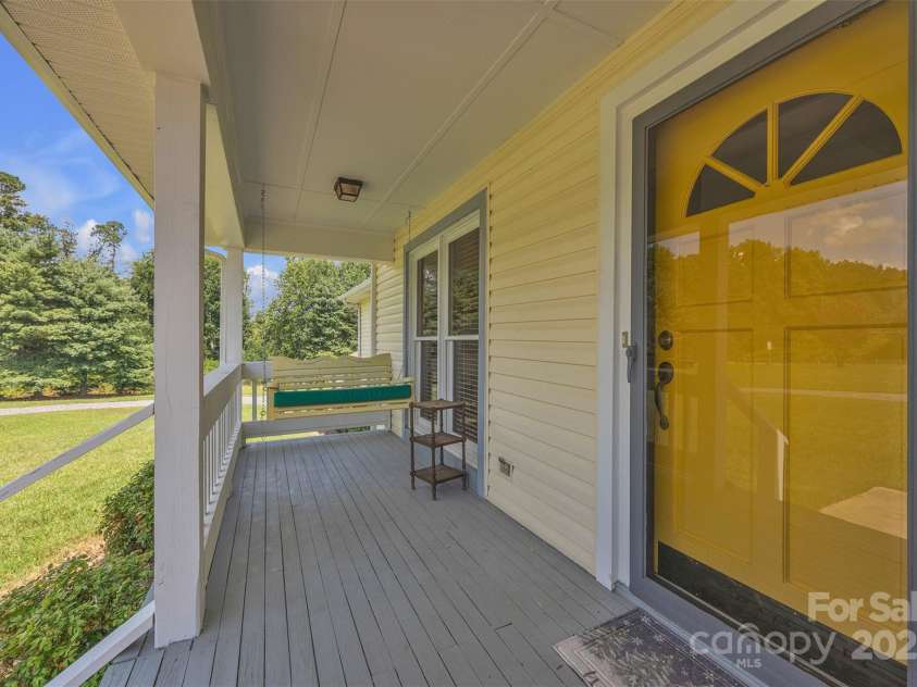 1144 Old Mountain Road, Statesville, NC 28677.  MLS# CAR4284201, YatesRealty ID 32564. 