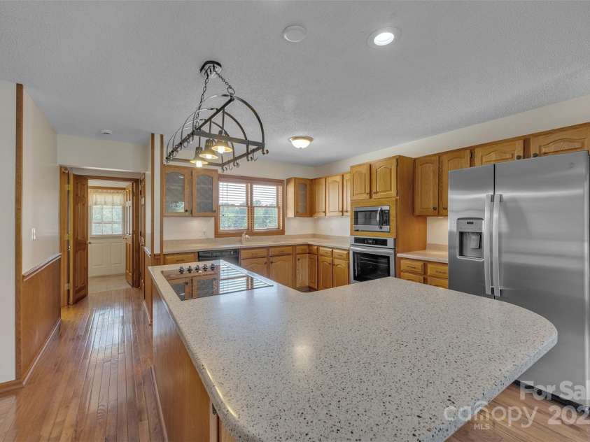 1144 Old Mountain Road, Statesville, NC 28677.  MLS# CAR4284201, YatesRealty ID 32564. 