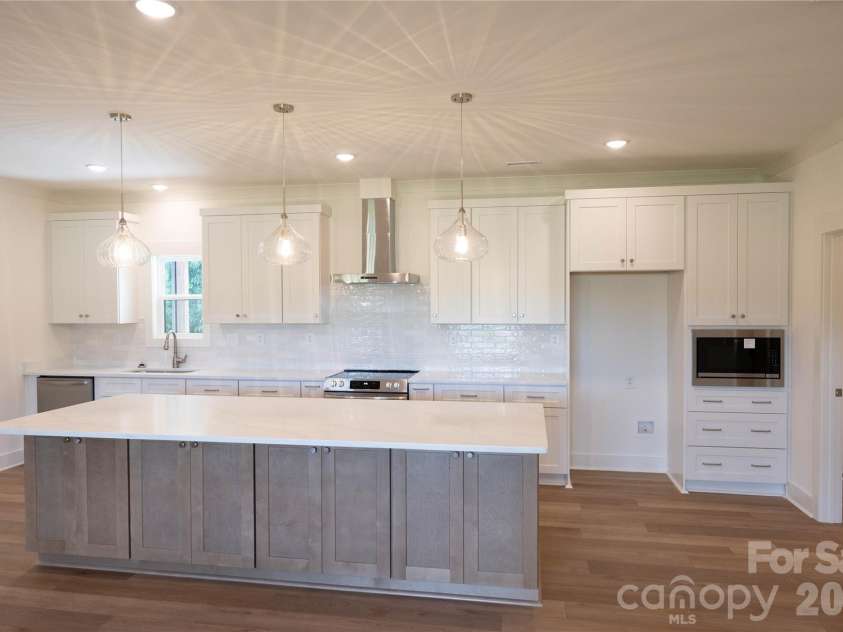 1643 Beamguard Road, Clover, SC 29710.  MLS# CAR4396109, YatesRealty ID 32565. 