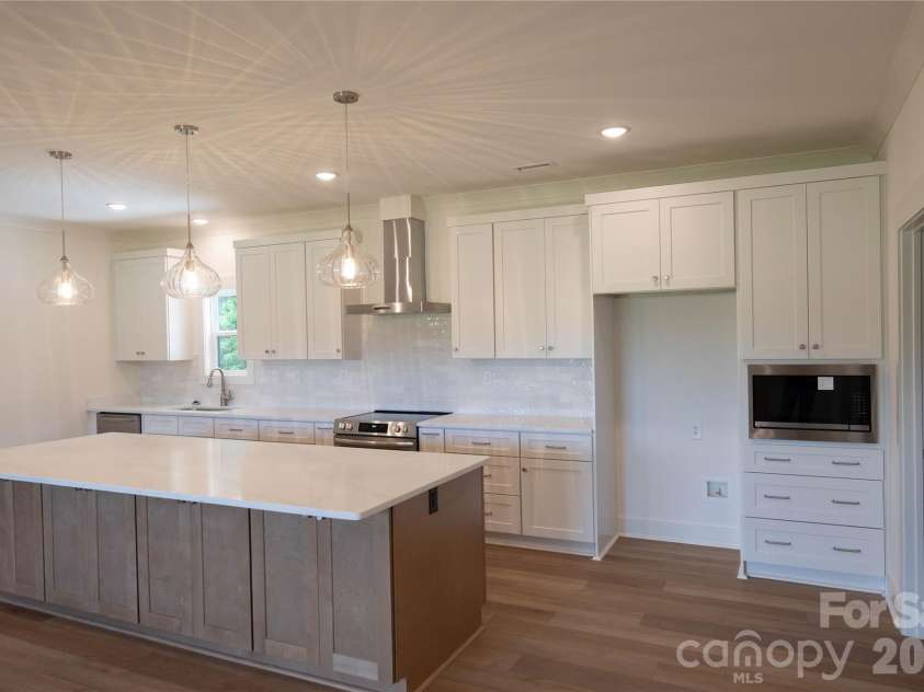 1643 Beamguard Road, Clover, SC 29710.  MLS# CAR4396109, YatesRealty ID 32565. 