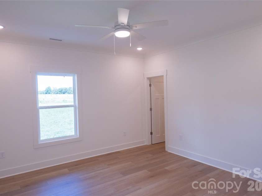1643 Beamguard Road, Clover, SC 29710.  MLS# CAR4396109, YatesRealty ID 32565. 