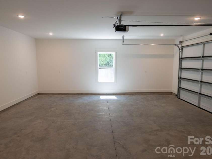 1643 Beamguard Road, Clover, SC 29710.  MLS# CAR4396109, YatesRealty ID 32565. 
