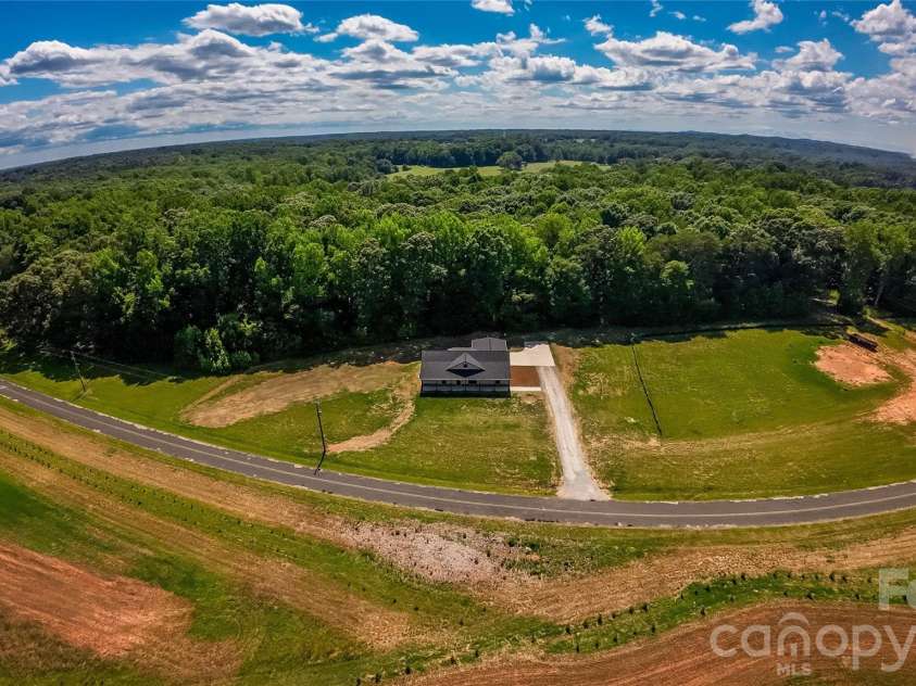 1643 Beamguard Road, Clover, SC 29710.  MLS# CAR4396109, YatesRealty ID 32565. 