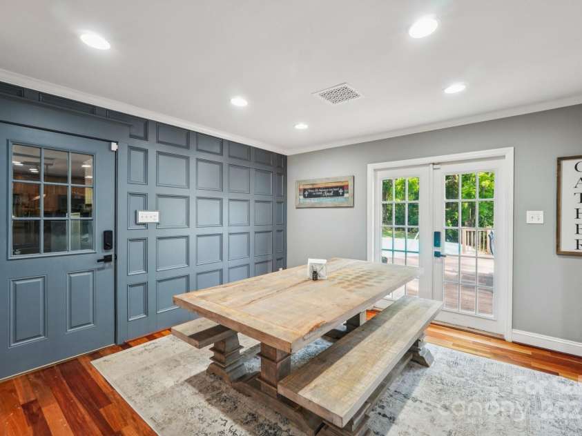 327 Johnson Dairy Road, Mooresville, NC 28115.  MLS# CAR4274848, YatesRealty ID 32565. 