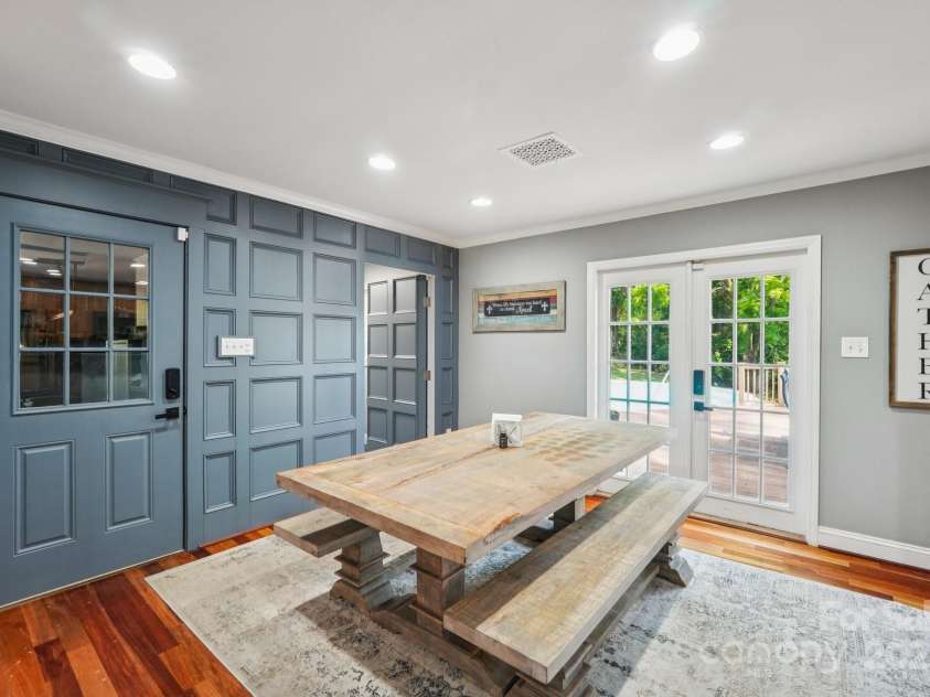 327 Johnson Dairy Road, Mooresville, NC 28115.  MLS# CAR4274848, YatesRealty ID 32565. 