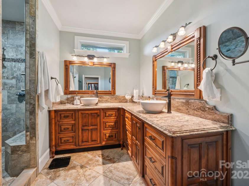 327 Johnson Dairy Road, Mooresville, NC 28115.  MLS# CAR4274848, YatesRealty ID 32565. 