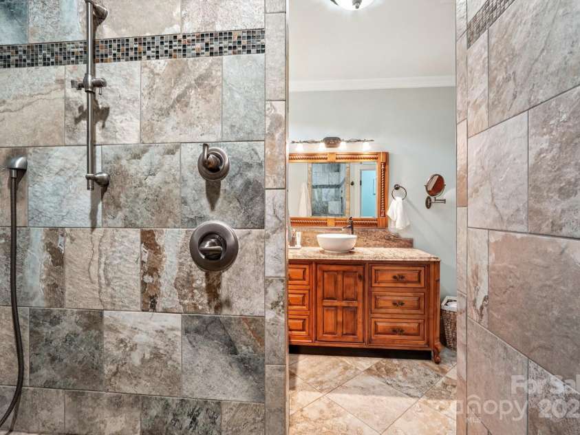 327 Johnson Dairy Road, Mooresville, NC 28115.  MLS# CAR4274848, YatesRealty ID 32565. 