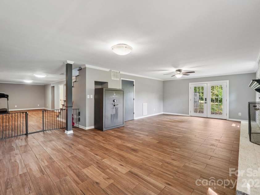 327 Johnson Dairy Road, Mooresville, NC 28115.  MLS# CAR4274848, YatesRealty ID 32565. 