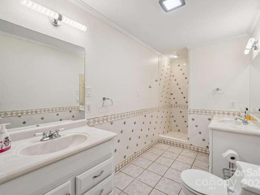 327 Johnson Dairy Road, Mooresville, NC 28115.  MLS# CAR4274848, YatesRealty ID 32565. 