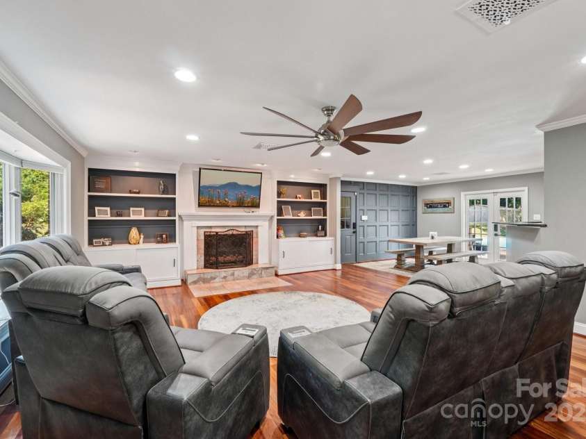 327 Johnson Dairy Road, Mooresville, NC 28115.  MLS# CAR4318110, YatesRealty ID 32565. 