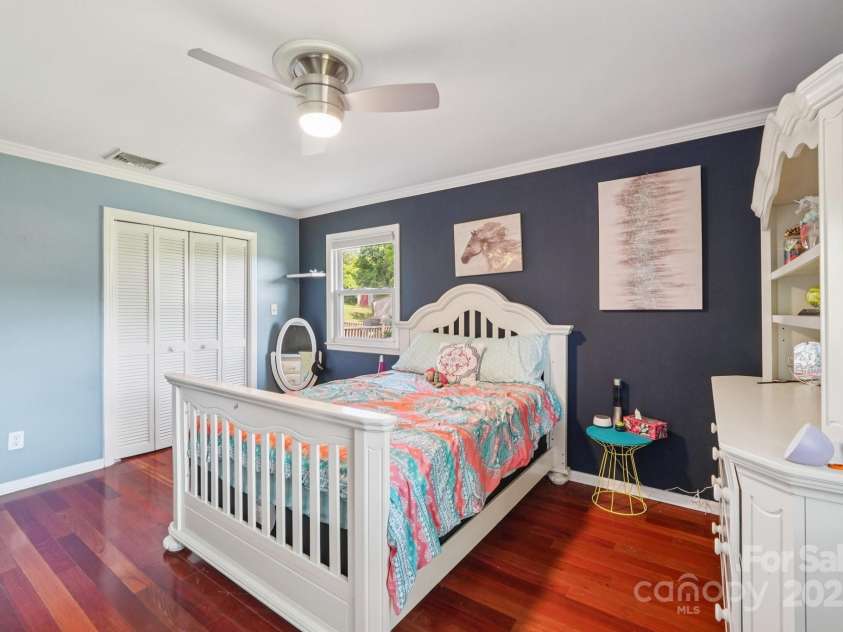 327 Johnson Dairy Road, Mooresville, NC 28115.  MLS# CAR4318110, YatesRealty ID 32565. 