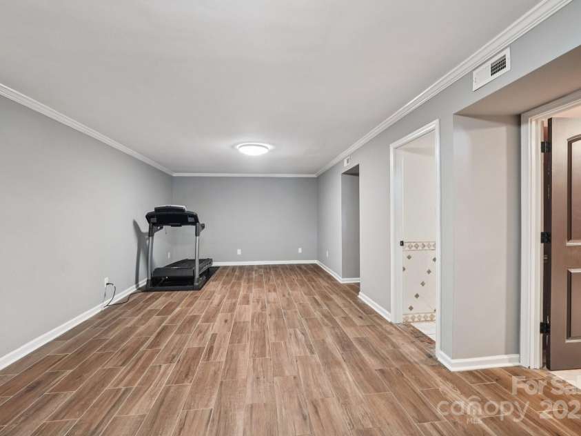 327 Johnson Dairy Road, Mooresville, NC 28115.  MLS# CAR4318110, YatesRealty ID 32565. 