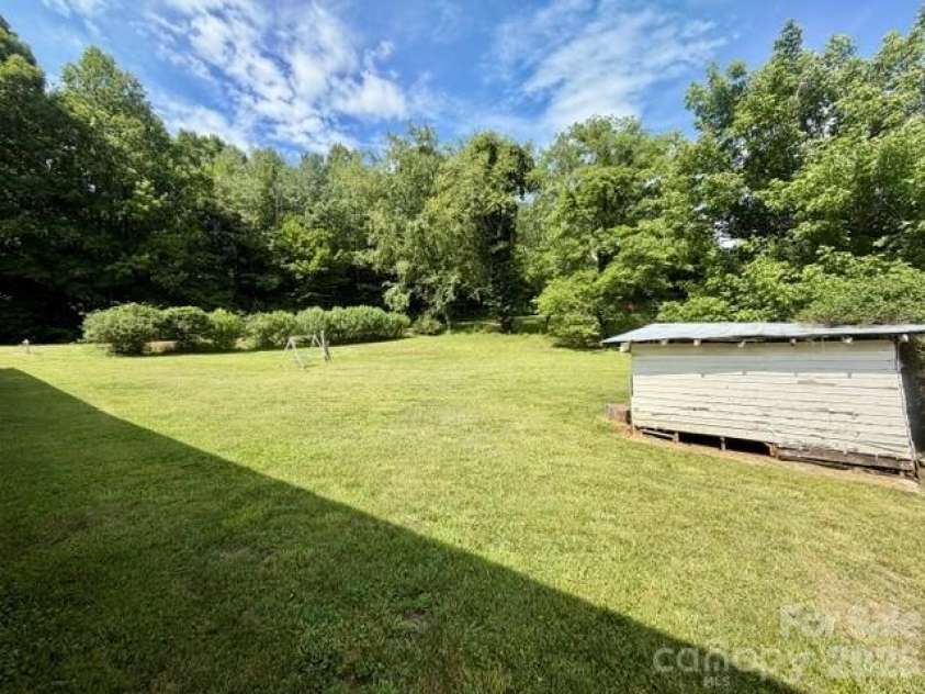 3808 Mccall Road, Lenoir, NC 28645.  MLS# CAR4395213, YatesRealty ID 32567. 