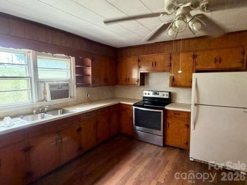 3808 Mccall Road, Lenoir, NC 28645.  MLS# CAR4395213, YatesRealty ID 32567. 