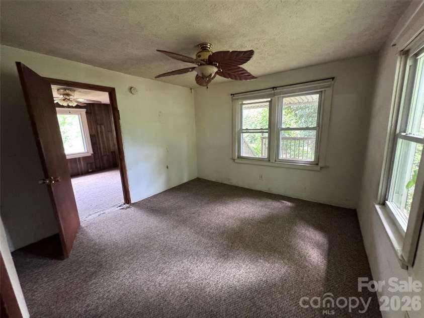 400 & 402 Sharon Road, Fairview, NC 28730.  MLS# CAR4397004, YatesRealty ID 32568. 