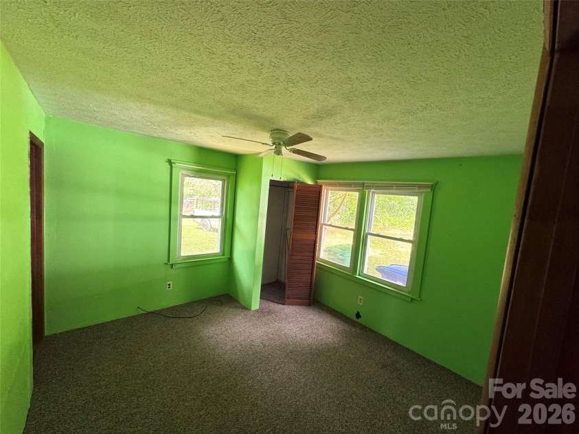 400 & 402 Sharon Road, Fairview, NC 28730.  MLS# CAR4397004, YatesRealty ID 32568. 