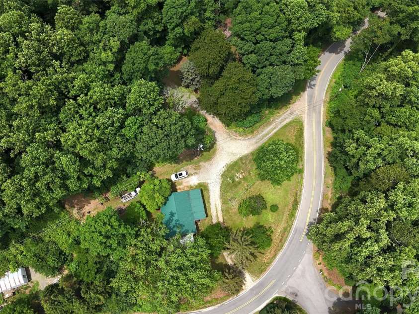 400 & 402 Sharon Road, Fairview, NC 28730.  MLS# CAR4397004, YatesRealty ID 32568. 