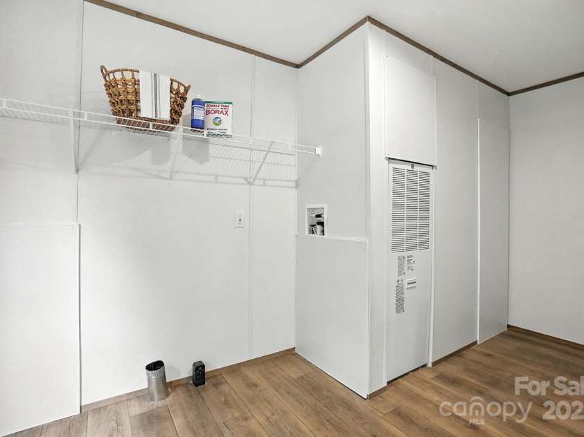 161 Crepe Myrtle Lane, Wadesboro, NC 28170.  MLS# CAR4278940, YatesRealty ID 32569. Laundry