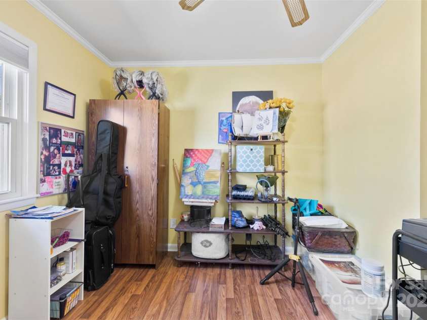 207 Sims Street, Kings Mountain, NC 28086.  MLS# CAR4240504, YatesRealty ID 3257. 