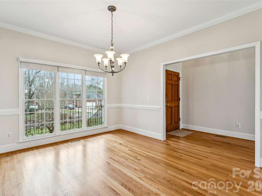 219 Falcon Ridge, Matthews, NC 28104.  MLS# CAR4352730, YatesRealty ID 3257. 