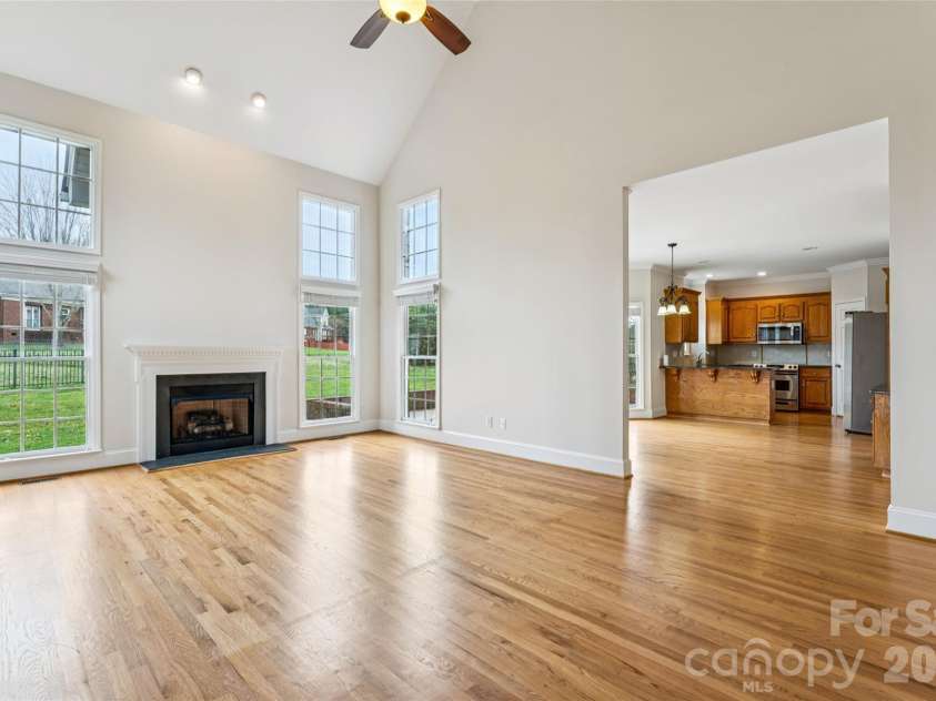 219 Falcon Ridge, Matthews, NC 28104.  MLS# CAR4352730, YatesRealty ID 3257. 