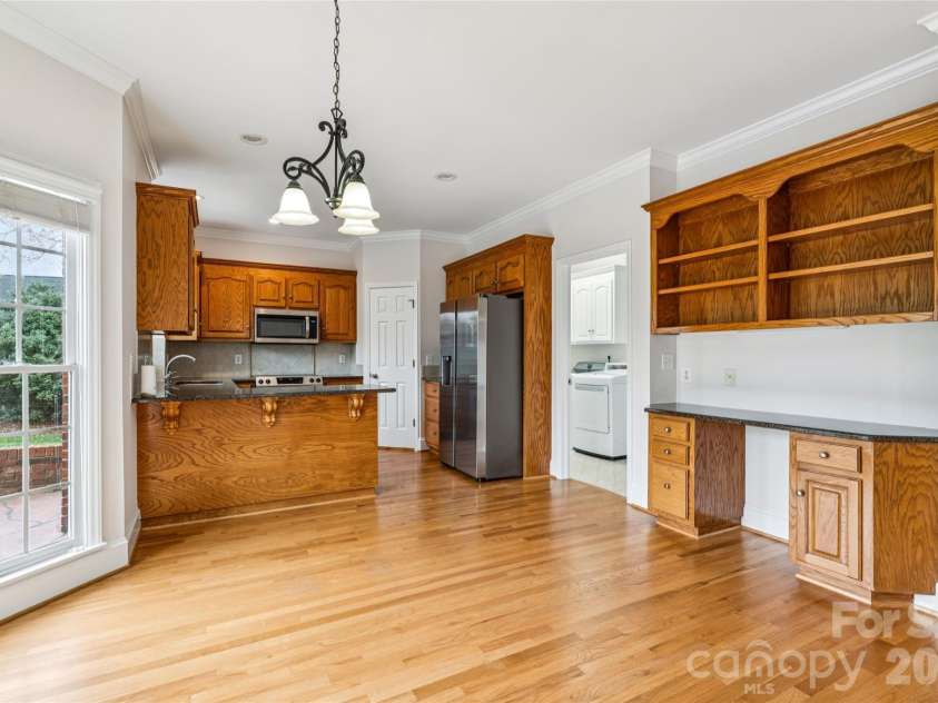 219 Falcon Ridge, Matthews, NC 28104.  MLS# CAR4352730, YatesRealty ID 3257. 