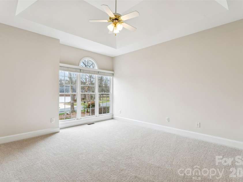 219 Falcon Ridge, Matthews, NC 28104.  MLS# CAR4352730, YatesRealty ID 3257. 