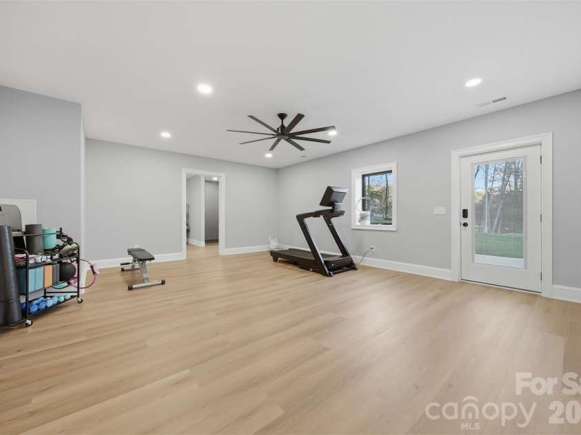 6054 Willowbottom Road, Hickory, NC 28602.  MLS# CAR4336974, YatesRealty ID 3257. 