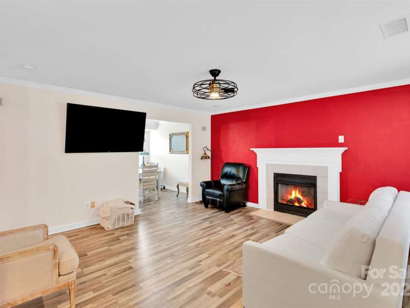 811 River Trail Road, Lowell, NC 28098.  MLS# CAR4289274, YatesRealty ID 32570. 