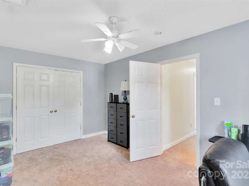 811 River Trail Road, Lowell, NC 28098.  MLS# CAR4289274, YatesRealty ID 32570. 