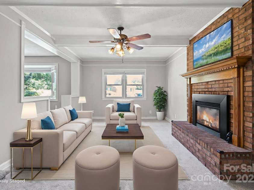 305 Ridge Drive, Mount Holly, NC 28120.  MLS# CAR4285366, YatesRealty ID 32572. 