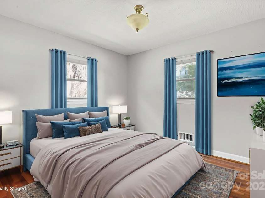 305 Ridge Drive, Mount Holly, NC 28120.  MLS# CAR4285366, YatesRealty ID 32572. 