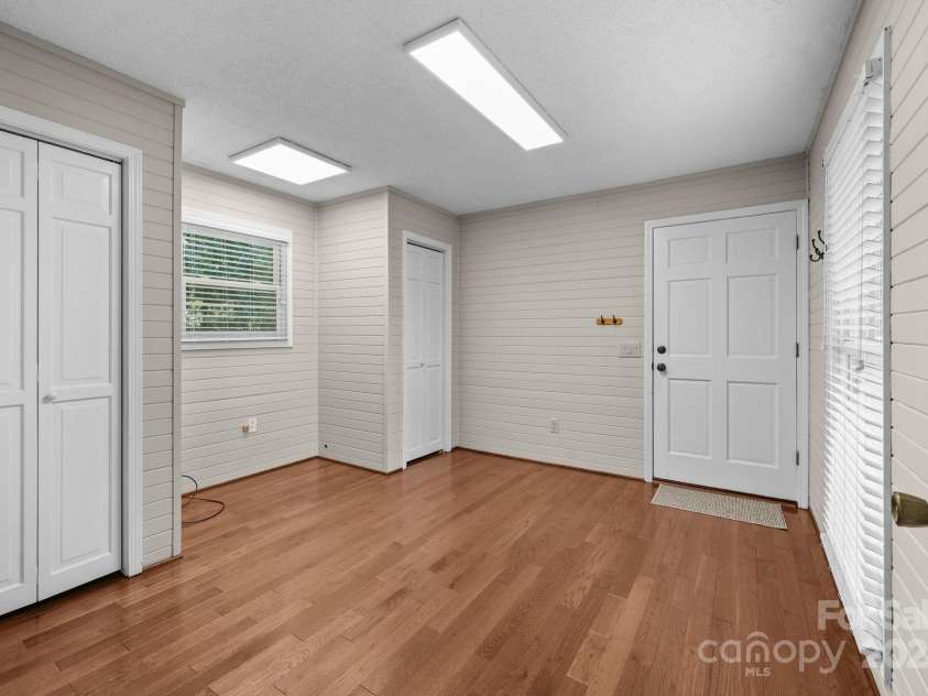 1202 Pineview Street, Albemarle, NC 28001.  MLS# CAR4284340, YatesRealty ID 32574. 