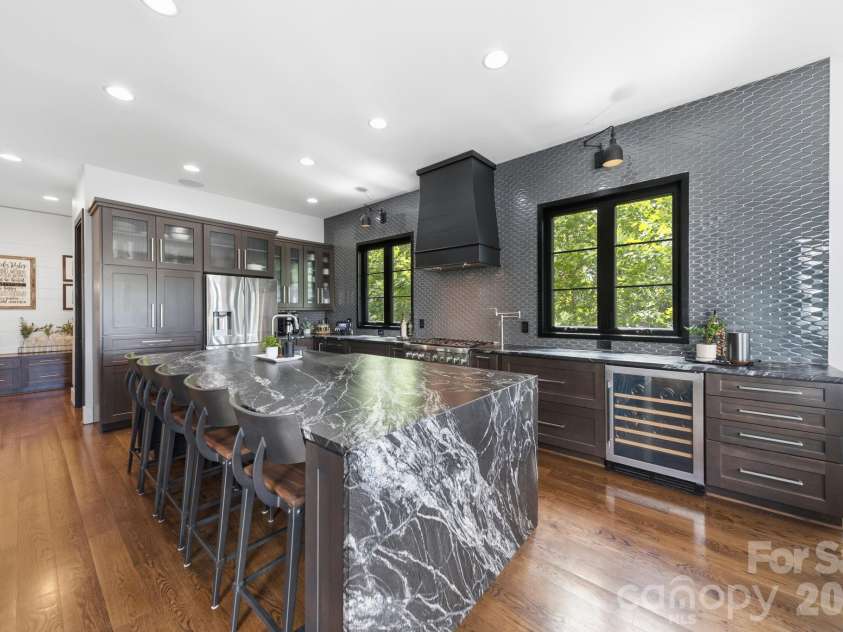 29012 Silver Fox Drive, Fort Mill, SC 29708.  MLS# CAR4396212, YatesRealty ID 32574. 