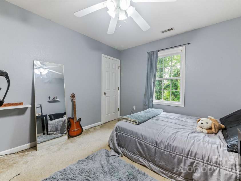 153 Hudson Street, Asheville, NC 28806.  MLS# CAR4288331, YatesRealty ID 32575. 