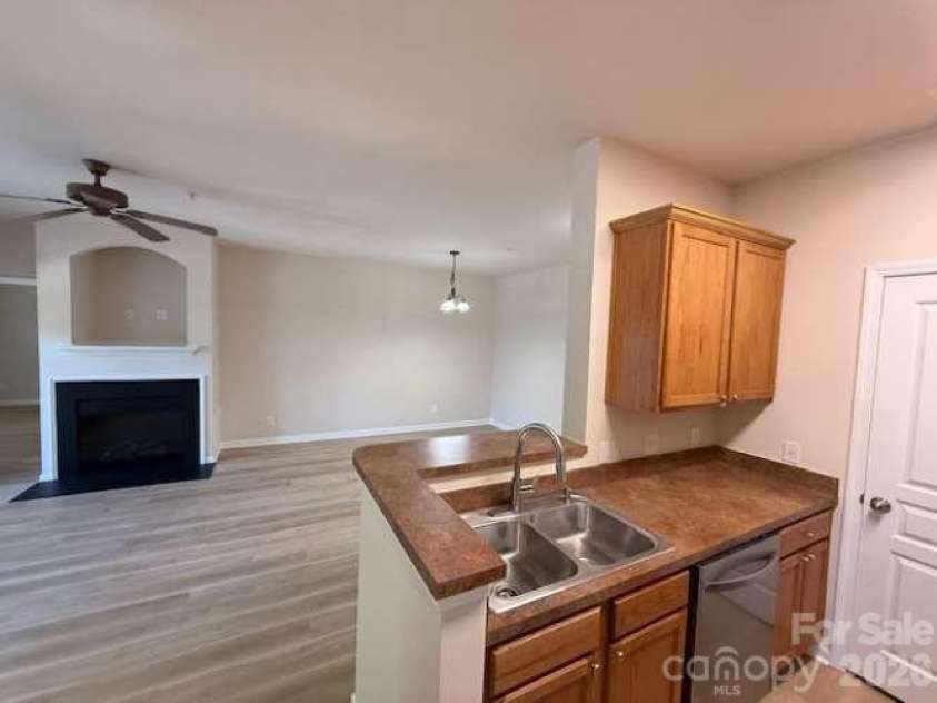 18001 Delmas Drive, Cornelius, NC 28031.  MLS# CAR4396845, YatesRealty ID 32575. 
