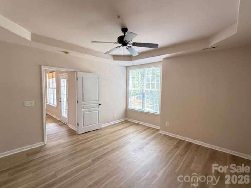 18001 Delmas Drive, Cornelius, NC 28031.  MLS# CAR4396845, YatesRealty ID 32575. 