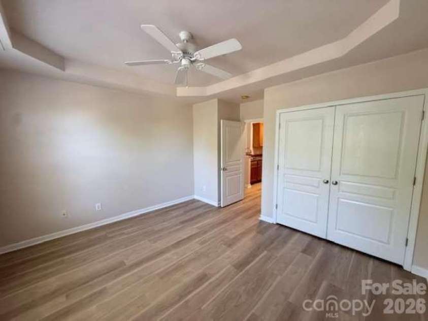 18001 Delmas Drive, Cornelius, NC 28031.  MLS# CAR4396845, YatesRealty ID 32575. 