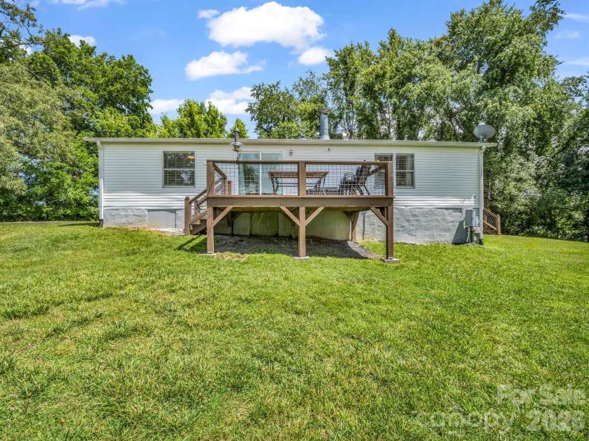 210 Banner Farm Road, Mills River, NC 28759.  MLS# CAR4396188, YatesRealty ID 32577. 