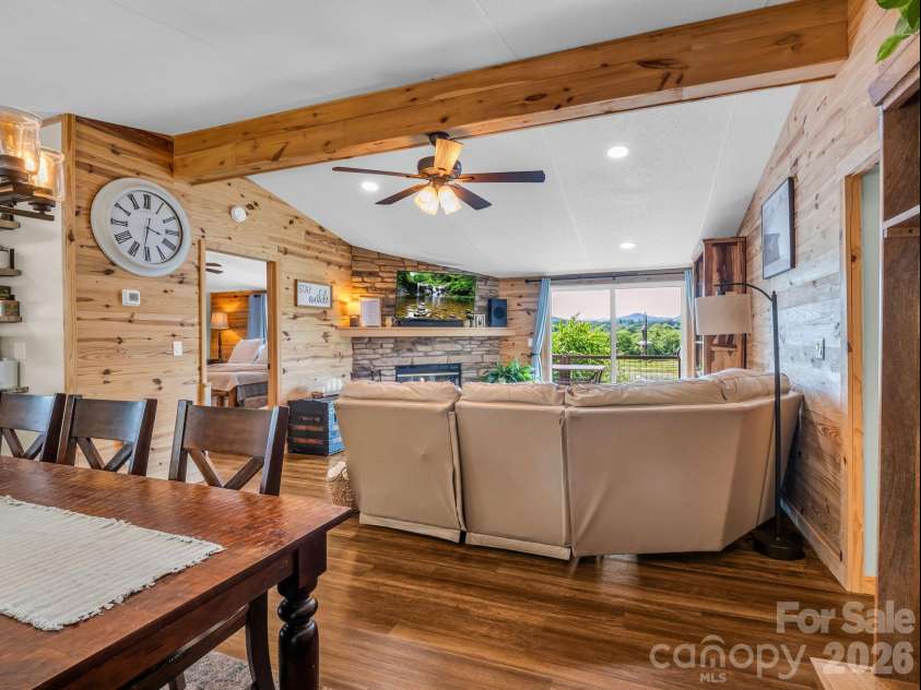 210 Banner Farm Road, Mills River, NC 28759.  MLS# CAR4396188, YatesRealty ID 32577. 