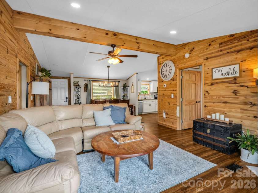 210 Banner Farm Road, Mills River, NC 28759.  MLS# CAR4396188, YatesRealty ID 32577. 