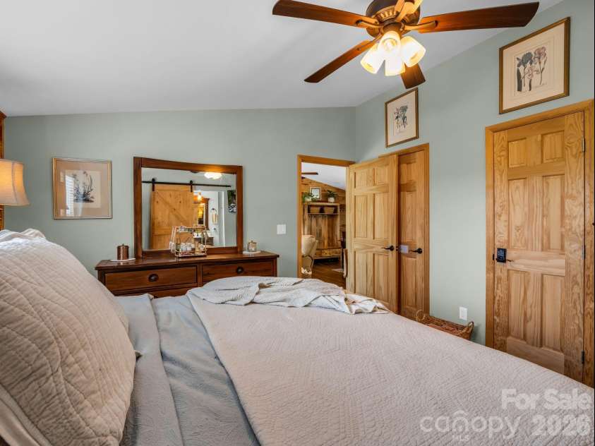 210 Banner Farm Road, Mills River, NC 28759.  MLS# CAR4396188, YatesRealty ID 32577. 